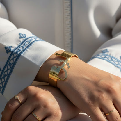 Aniq Al-'Ahd: The Artisan's Touch Bracelet